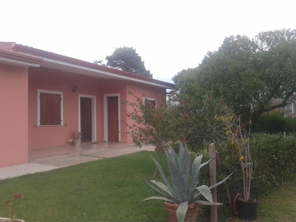 La Contea Bed & Breakfast ซานต์อันนาอาเรซี ภายนอก รูปภาพ