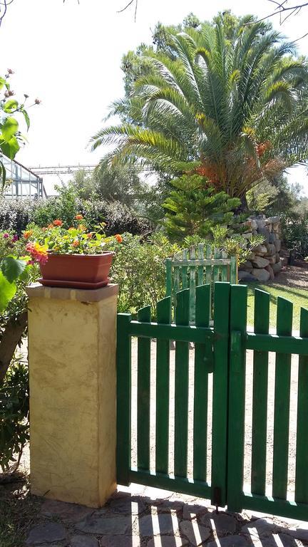 La Contea Bed & Breakfast ซานต์อันนาอาเรซี ภายนอก รูปภาพ
